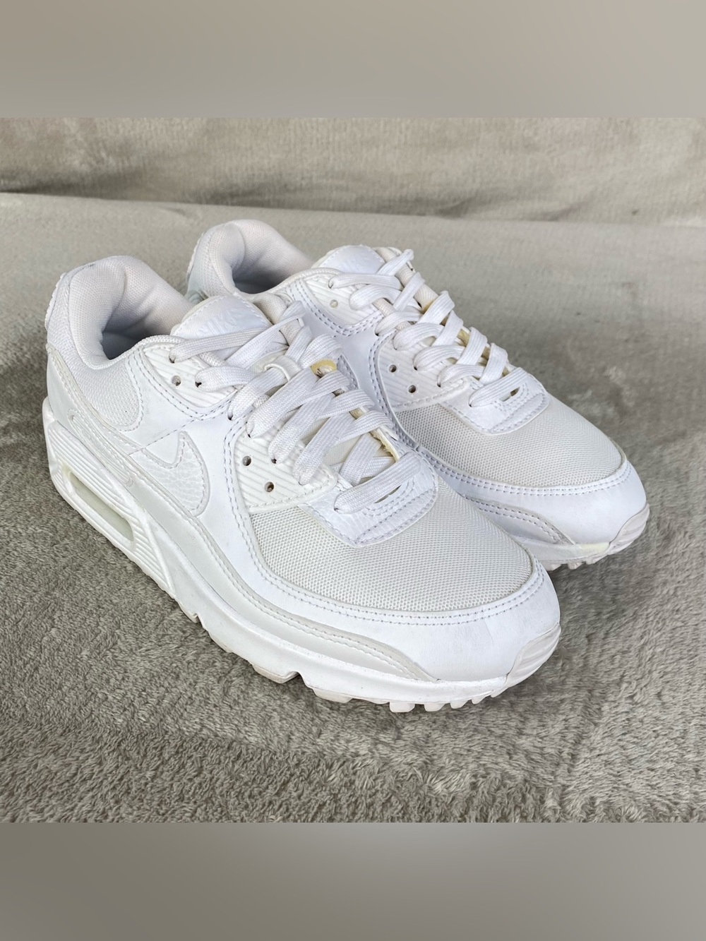 Nike‎ Air Max 90 Triple White Leather Womens Size 7.5 Running DH8010-100 NEW
